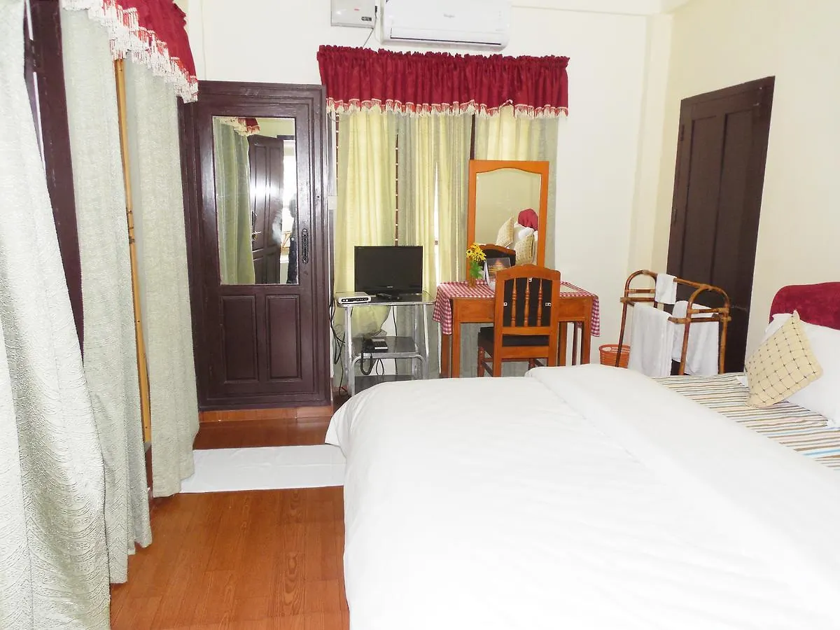 Hotel Pulari Gardens Varkala